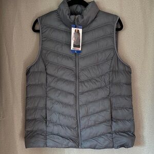 32 Degrees Light Gray Quilted Vest